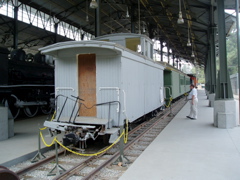 Caboose 1 east end outside view