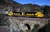 trains085