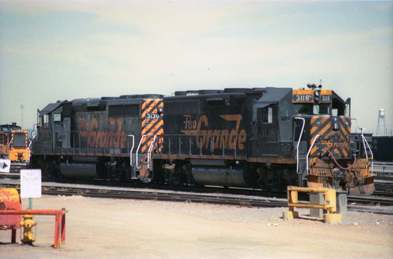trains105